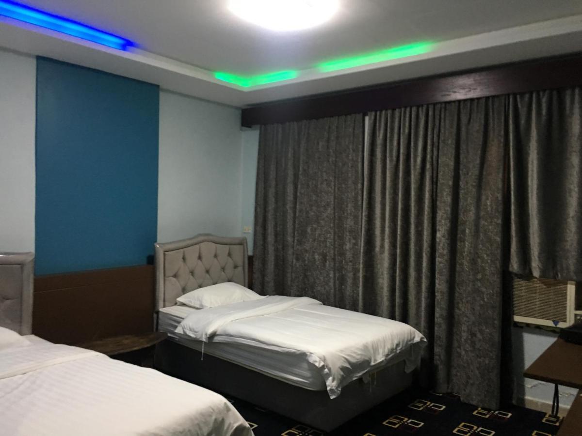دار العزاب - عزاب فقط Aparthotel Τζέντα Εξωτερικό φωτογραφία